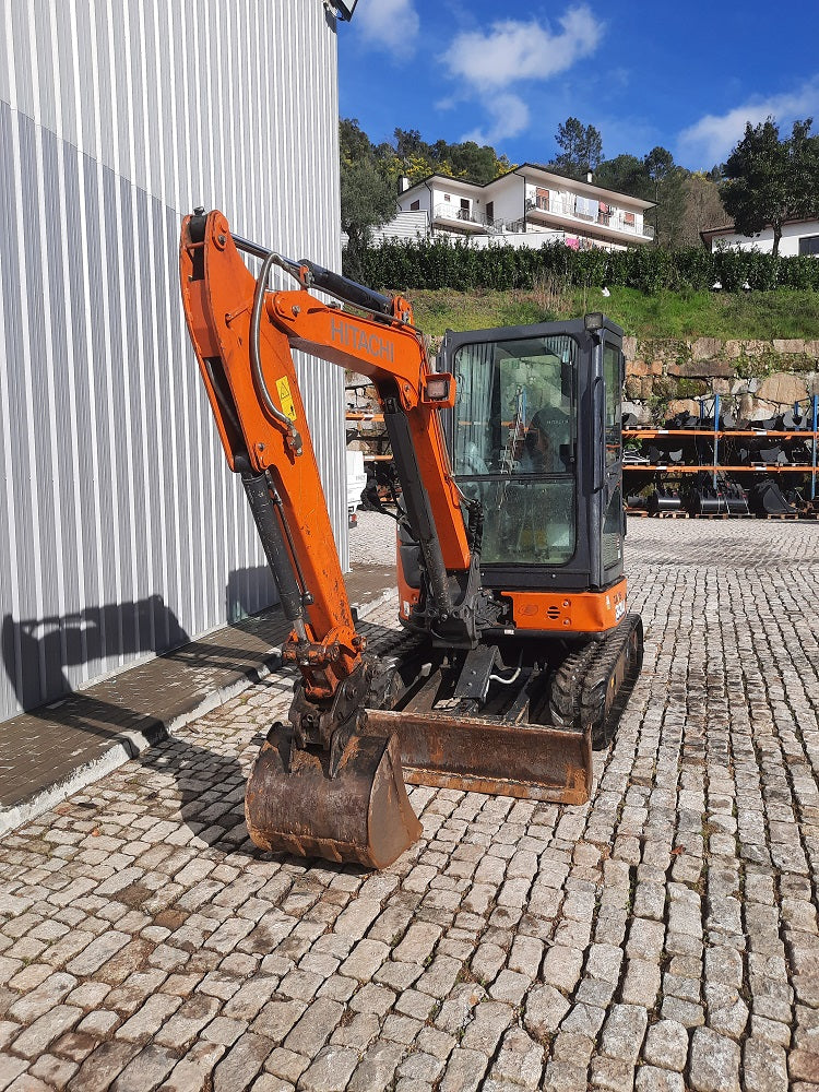 Mini Escavadora Hitachi ZX33U-6CLR