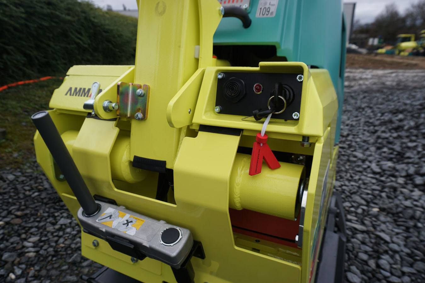 Ammann APH 65/85 compactor plate