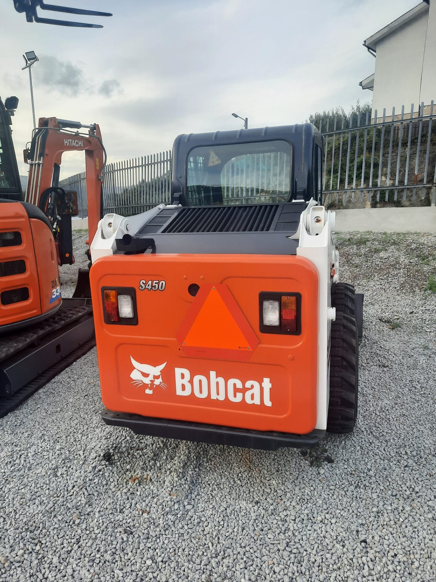 Mini Pá Bobcat S450