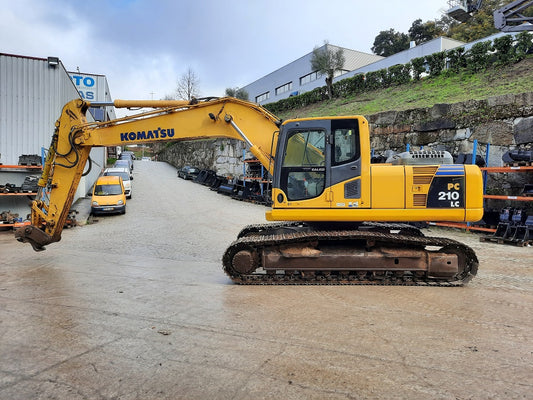 Escavadora de Rastos Komatsu PC210LC-8K