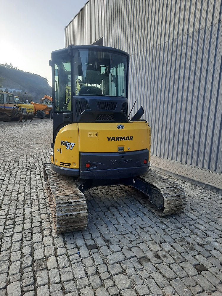 Mini Escavadora Yanmar VIO57U