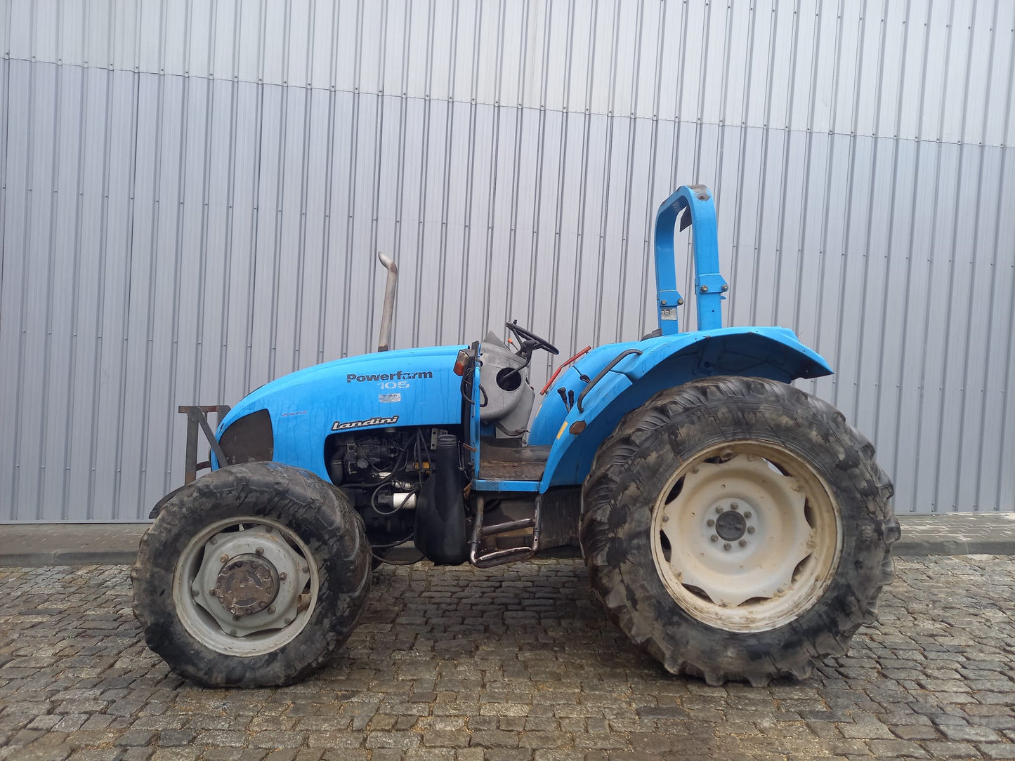 Trator Landini Powerfarm 105