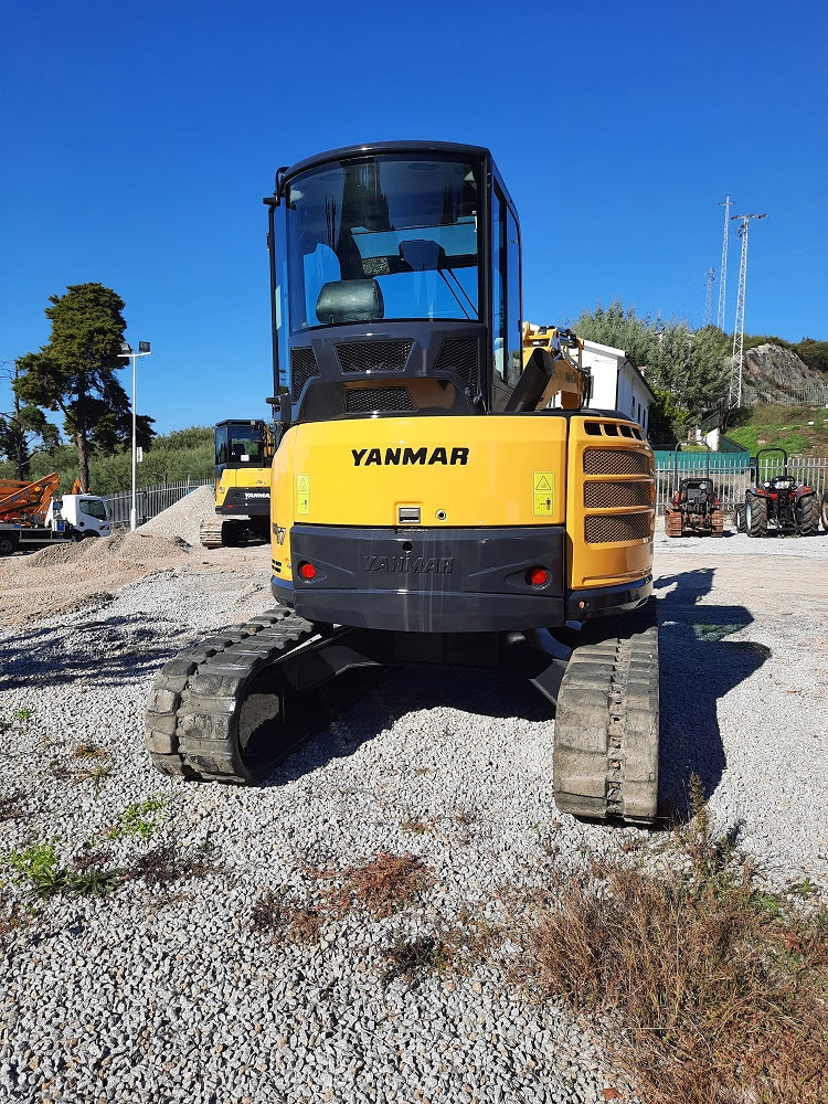 Mini Escavadora Yanmar VIO57U