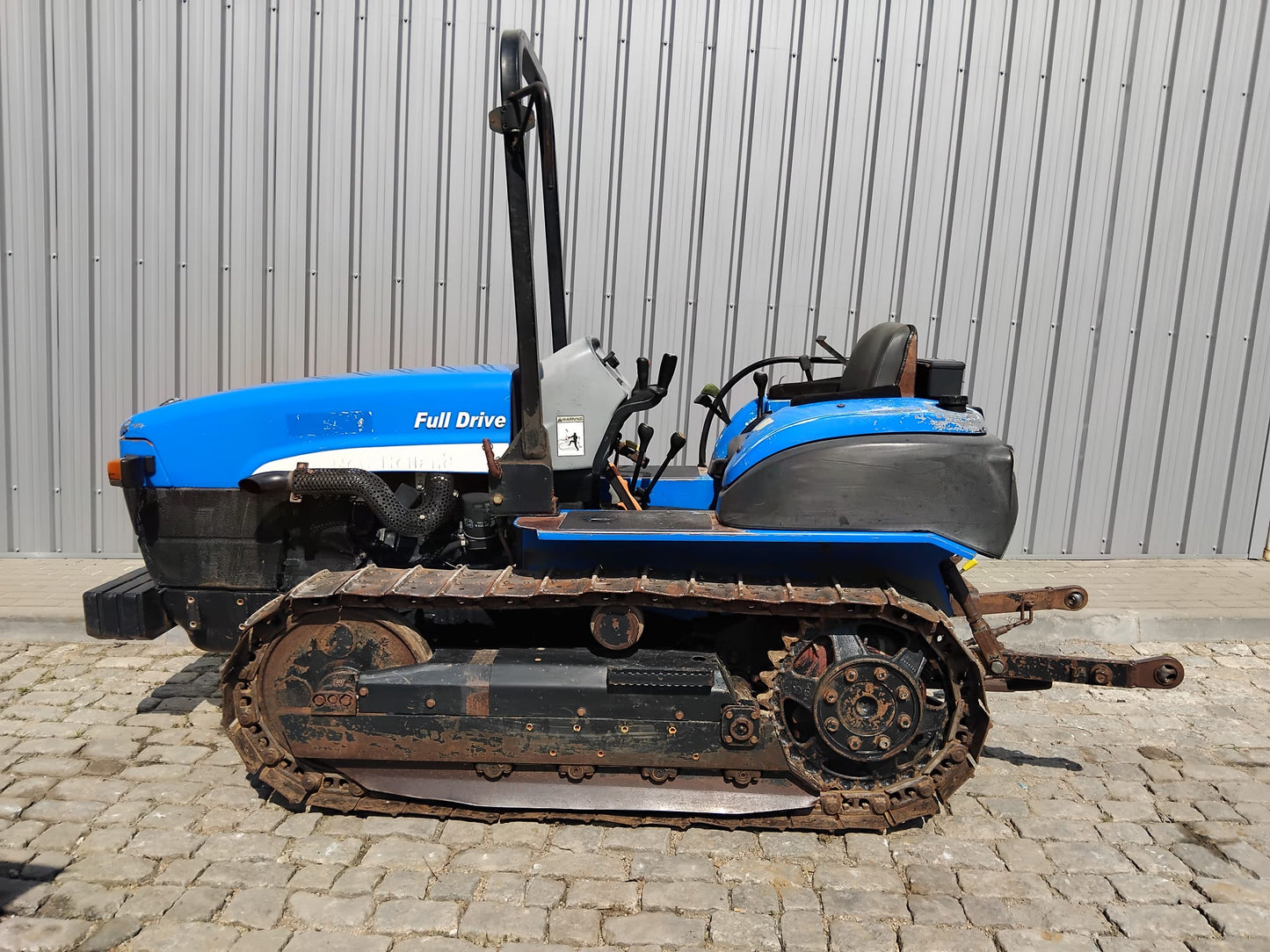 New Holland KIRVC2 Tractor