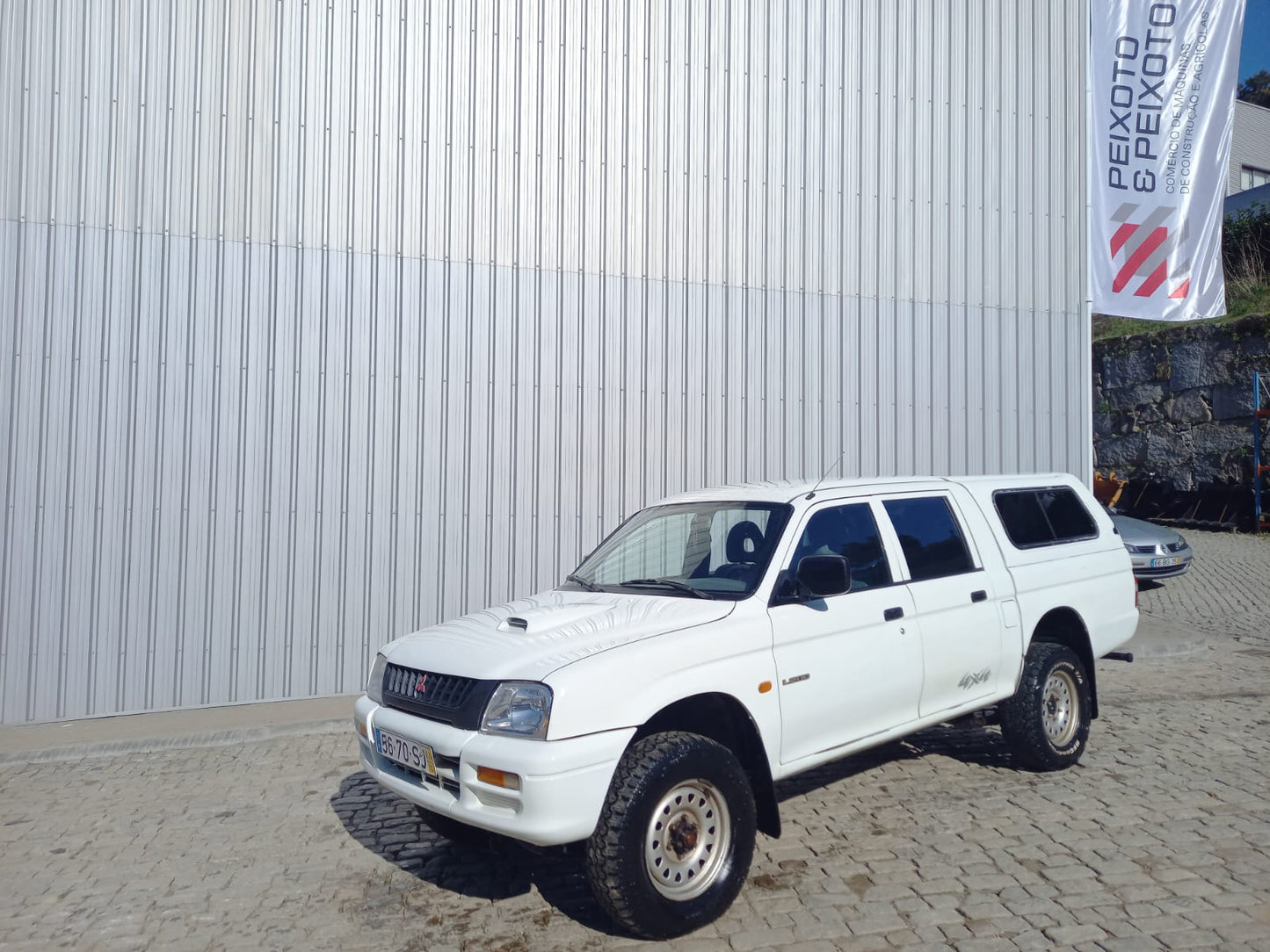 Viatura Mitsubishi L200