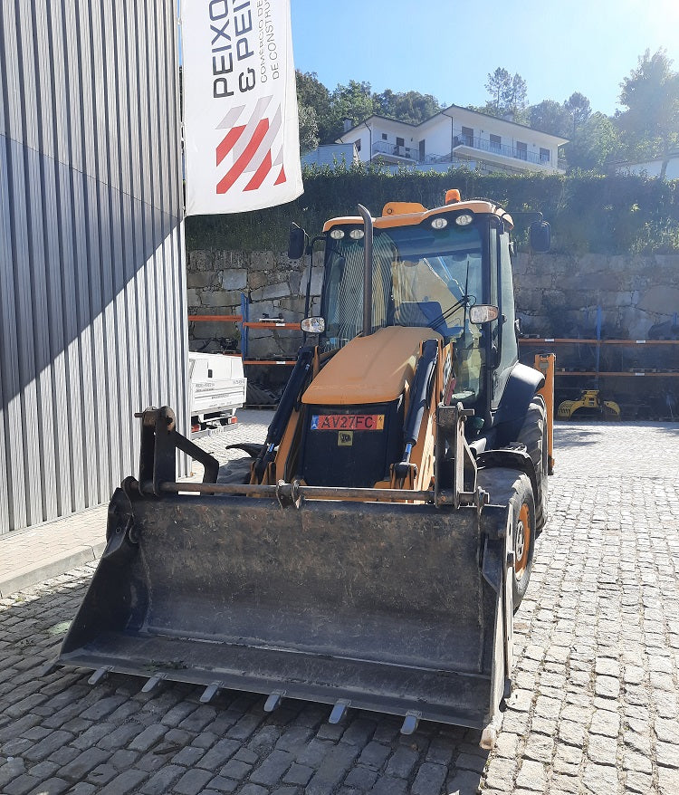 Retroescavadora JCB 3CXAEC