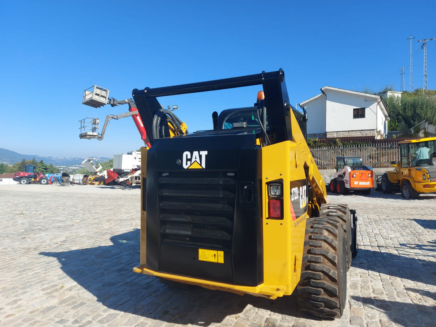 Mini Pá Caterpillar 272D2