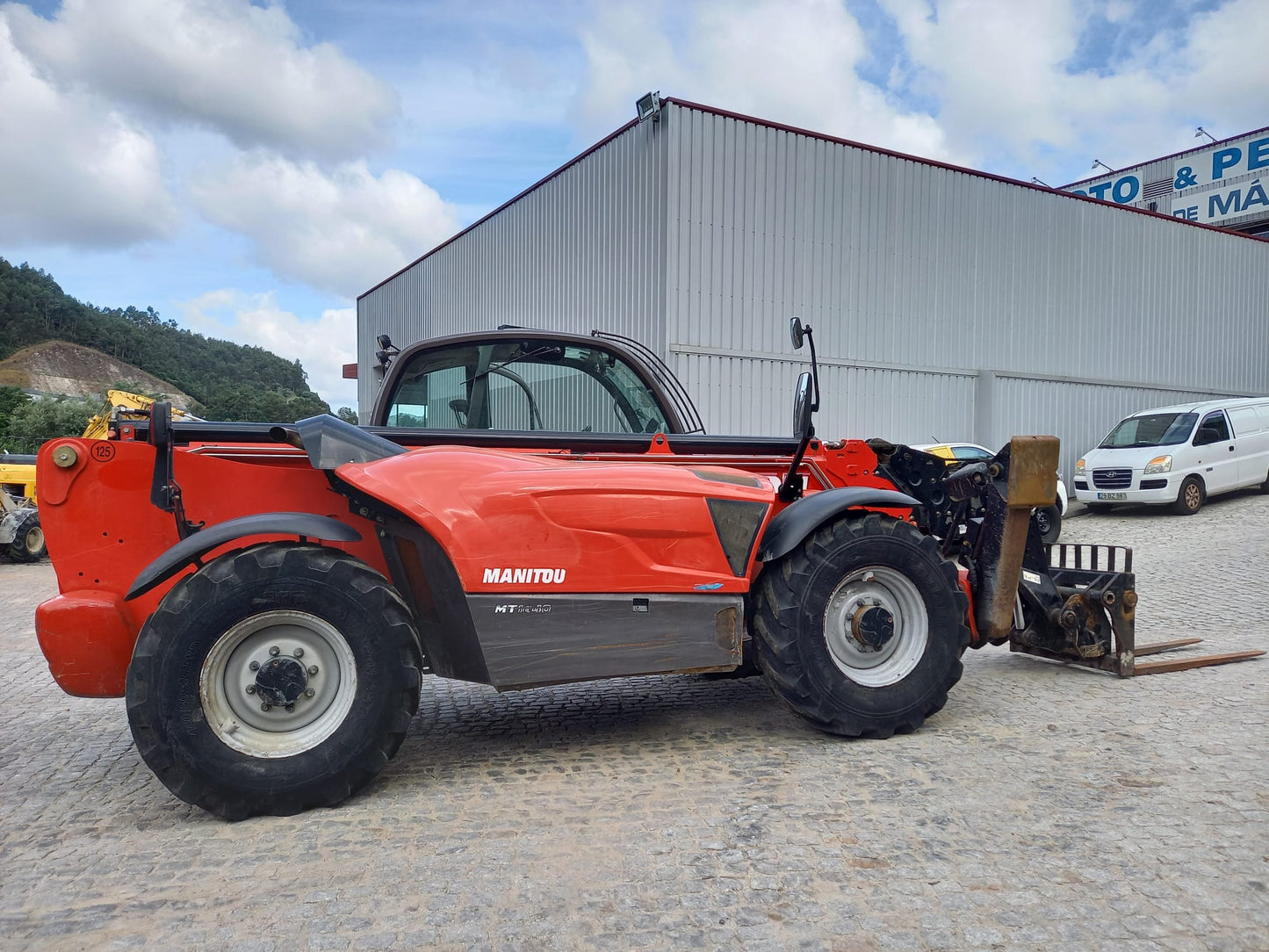 Telehandler Manitou MT1840