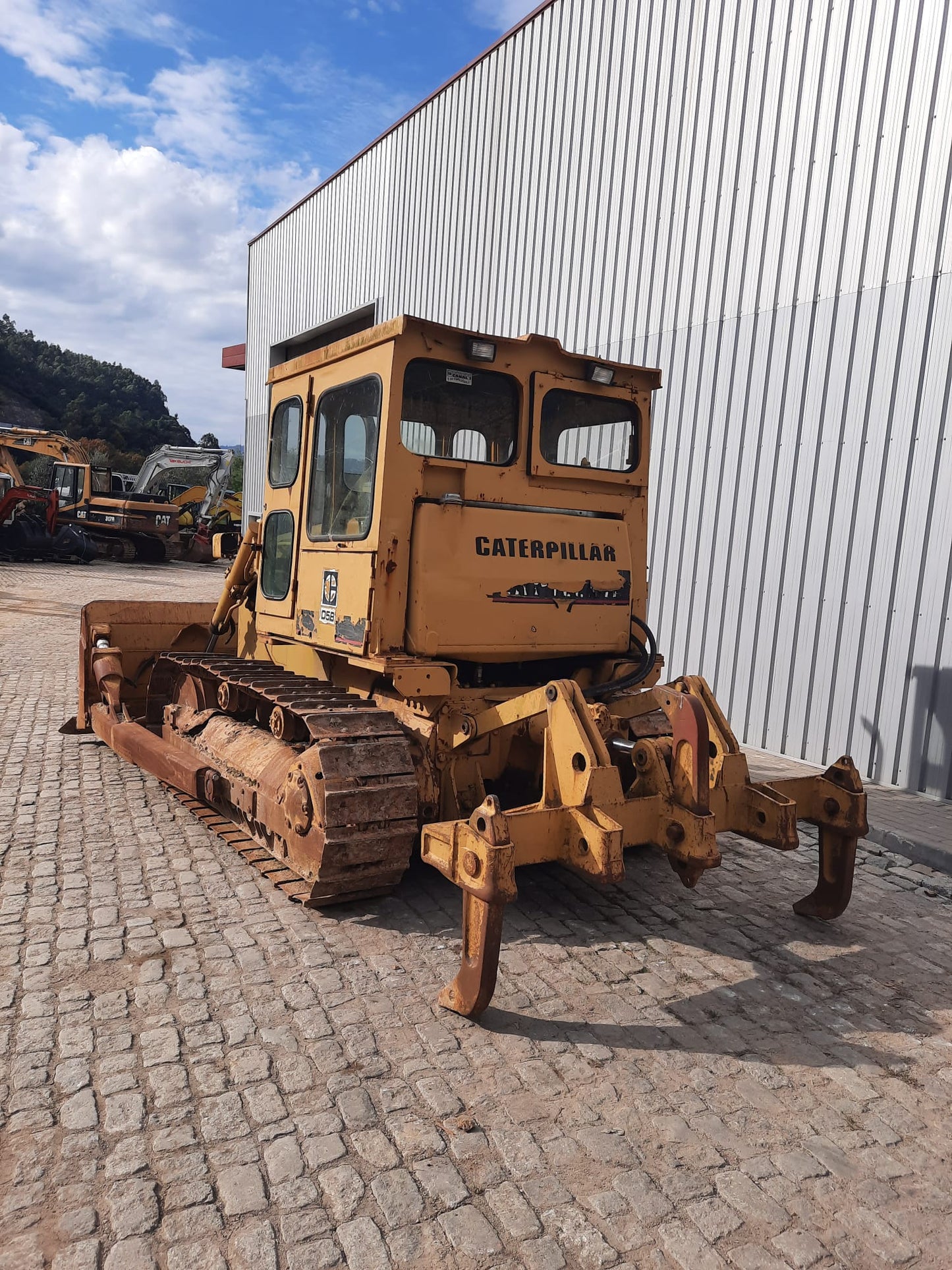 Bulldozer Caterpillar D5B