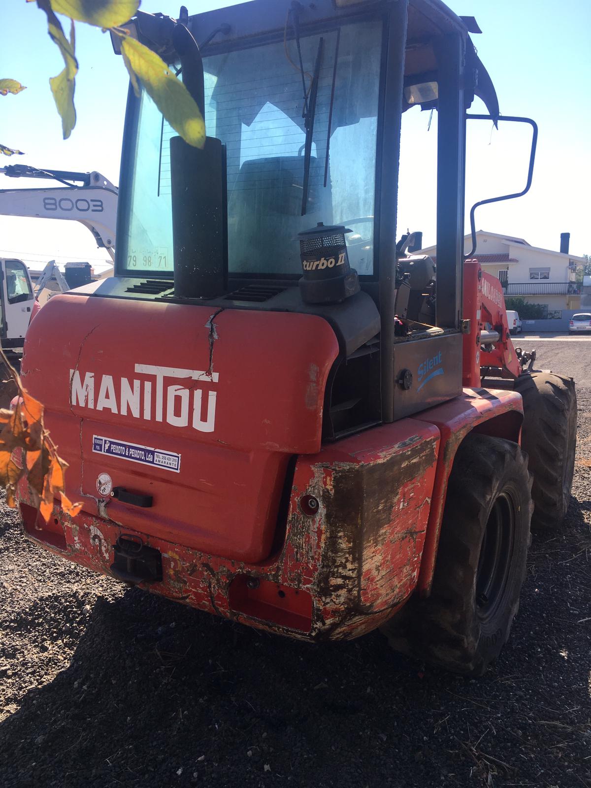 Loader Manitou AL85T