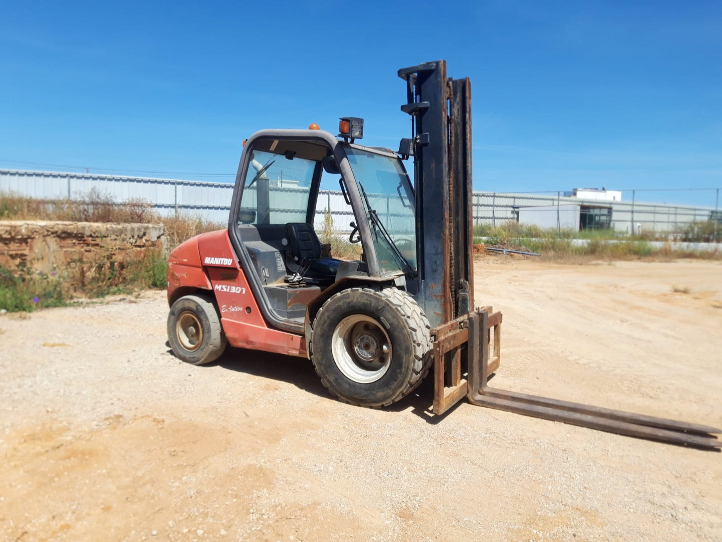 Manitou MSI30T Stacker