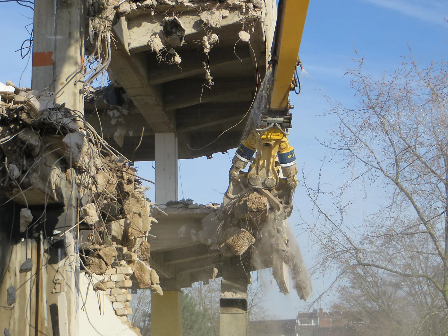 Demolition Scissors Epiroc CB 350