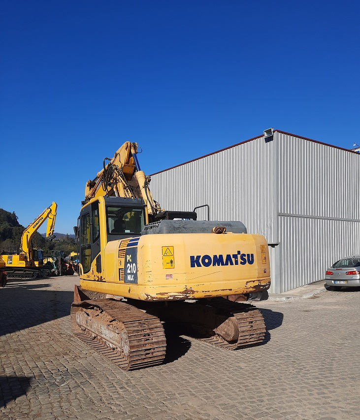 Escavadora de Rastos Komatsu PC210NLC-8