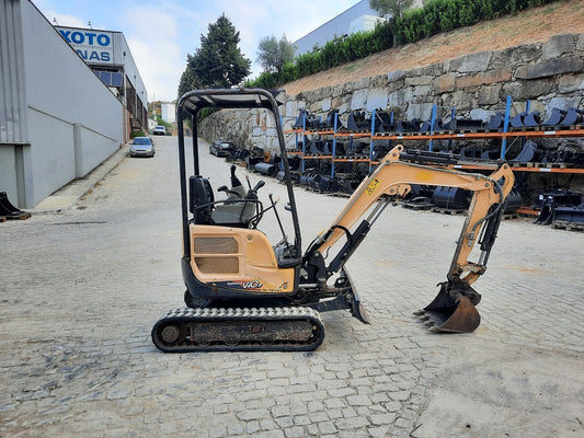 Mini Escavadora Yanmar VIO17