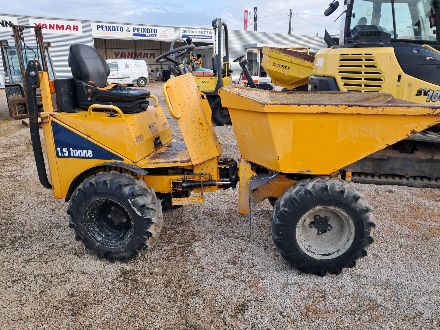 Dumper Thwaites Mach203