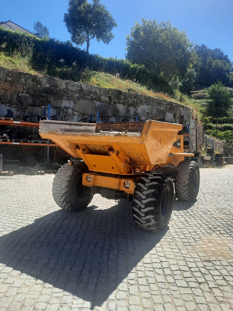 Dumper Thwaites Mach597