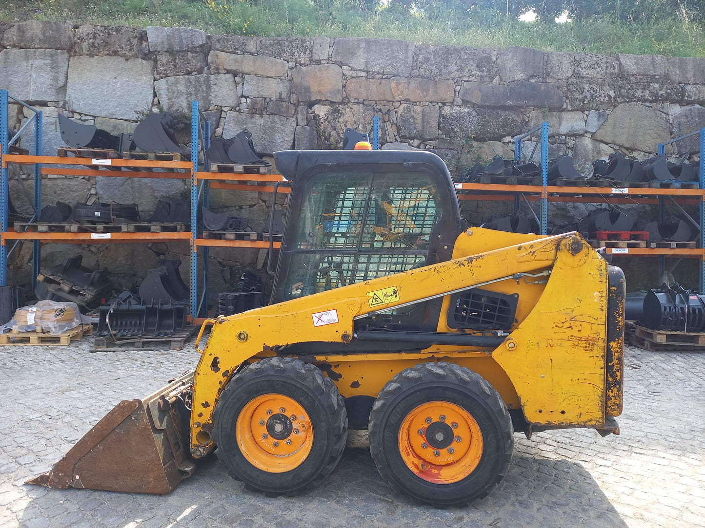 Mini Pá Bobcat S450