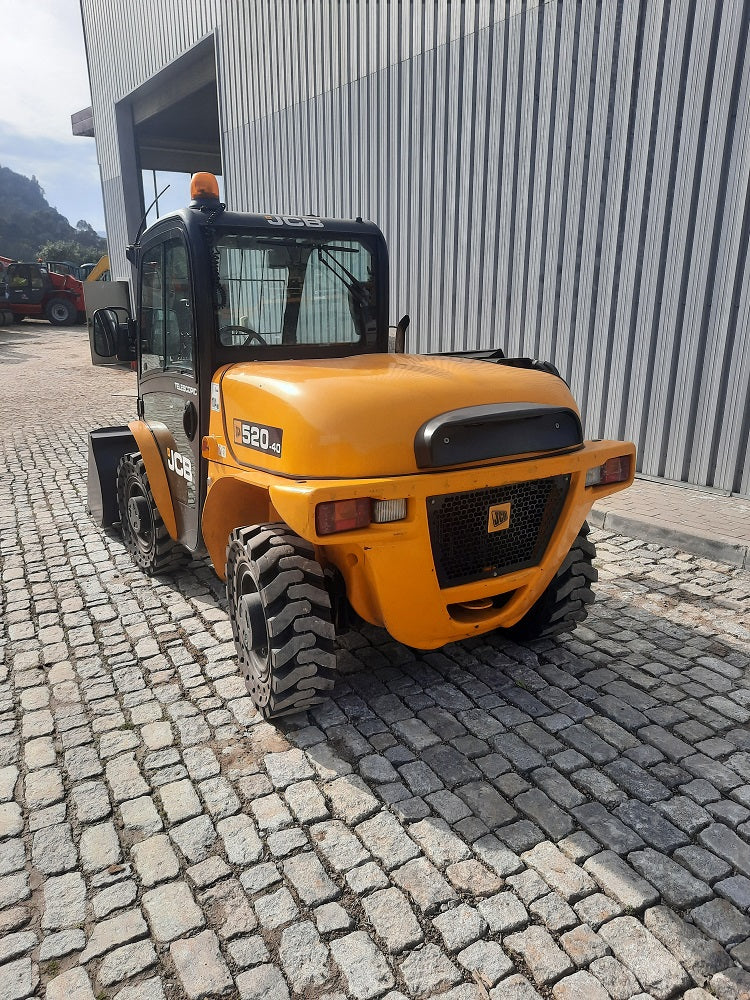 Empilhador Telescópico JCB 520-40