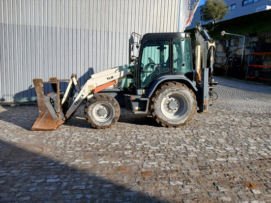 Retroescavadora Terex TLB850