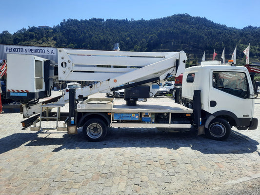 Viatura Nissan Cabstar 35.12