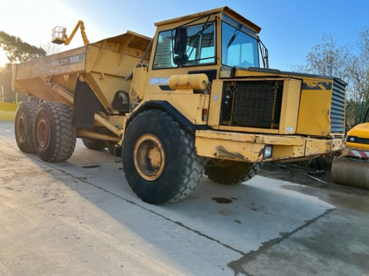 Tombereau Volvo A25C 6x6